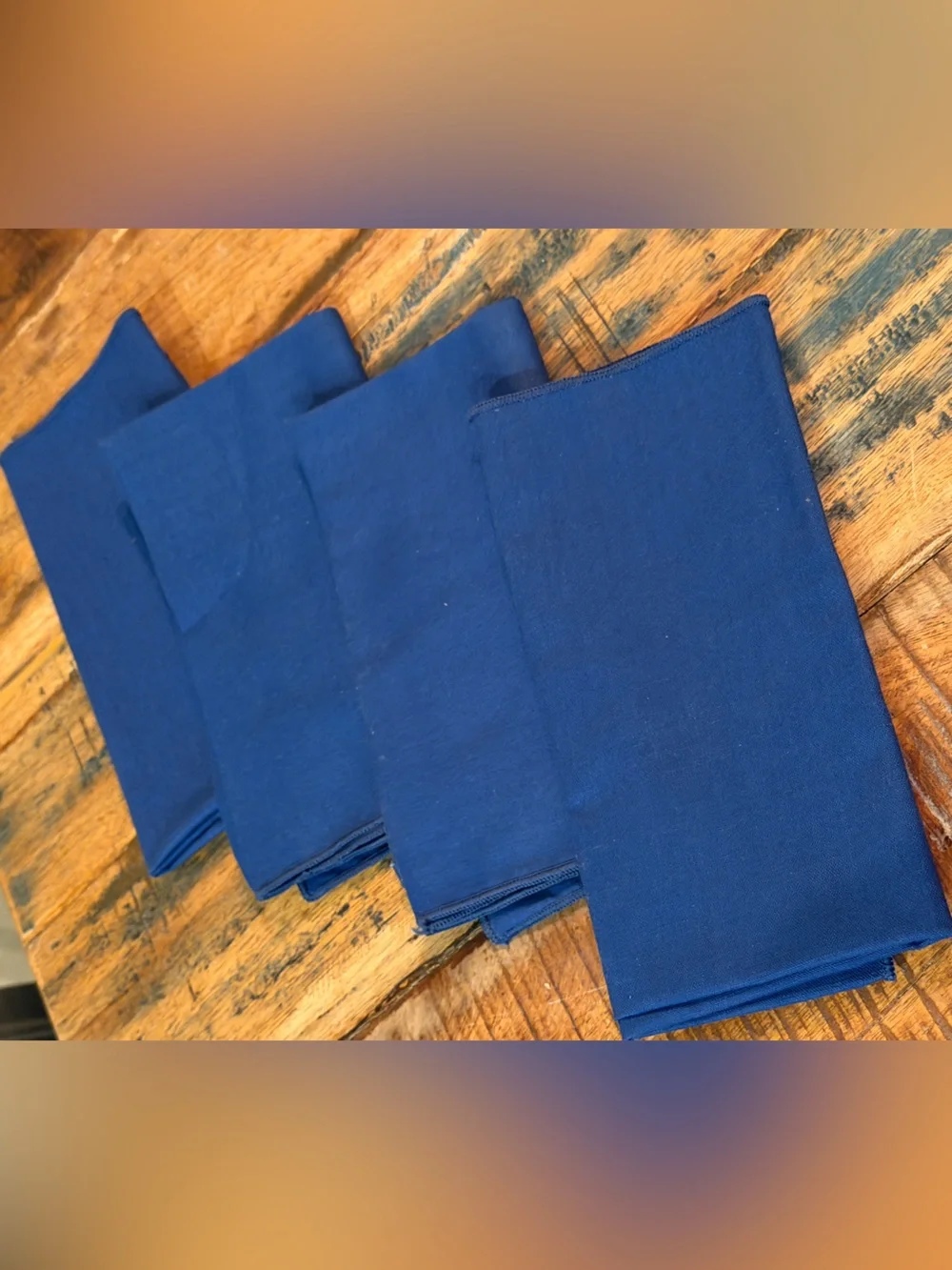 Set of 4 Blue Cloth Fabric Napkins -18 x 18 - Solid Navy Blue / Good Condition